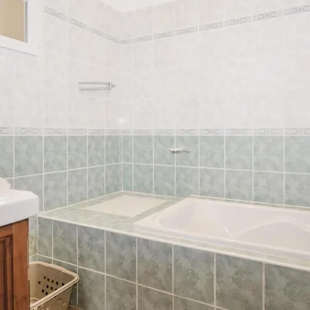 Holiday home Awesome In Maria Poggio *