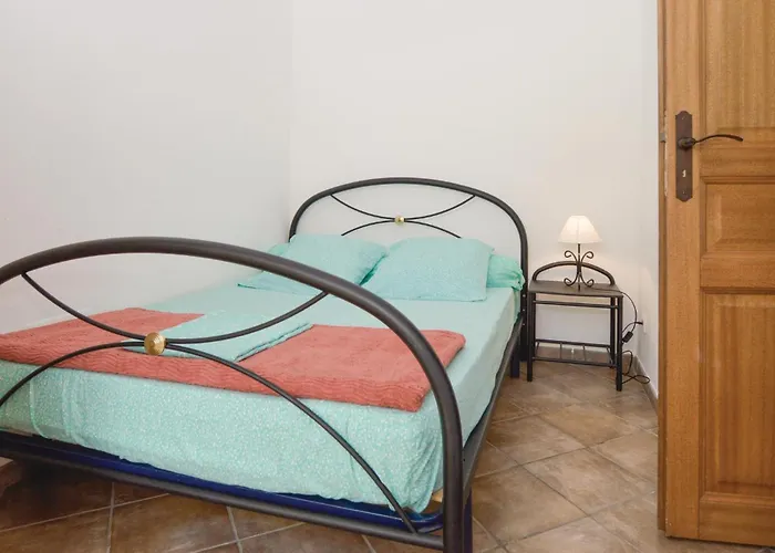 Awesome In Maria Poggio * Santa-Maria-Poggio (Corsica)